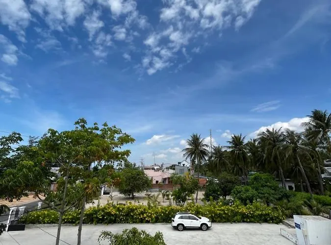 Catsen & Pool Phan Thiet
