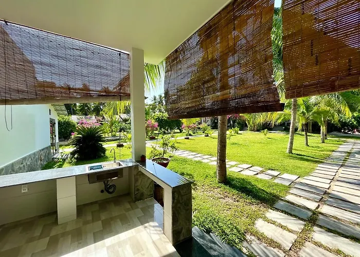 Catsen & Pool * Phan Thiet