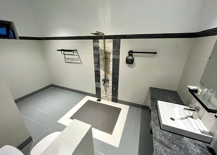 Hotel Catsen & Pool *